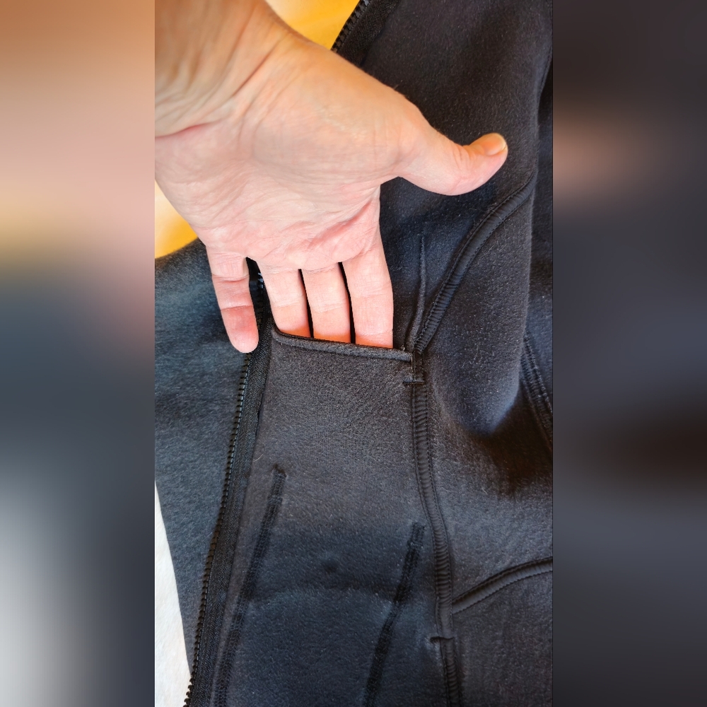 Lululemon Insculpt Jacket - Picture 9 of 15